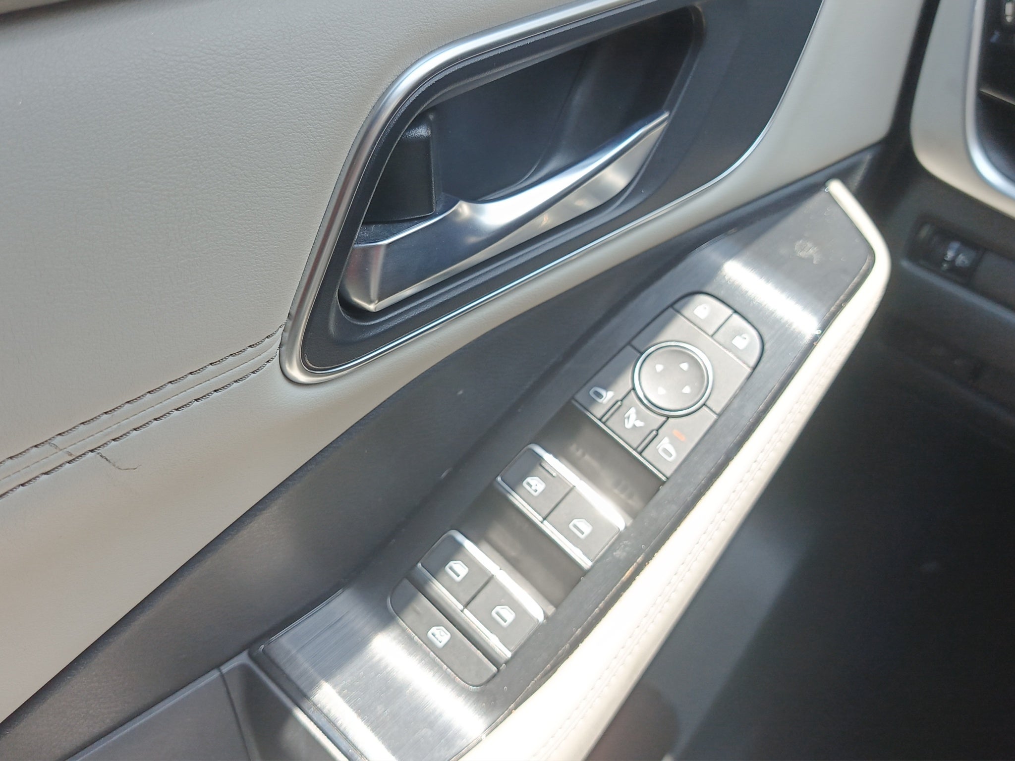 2024 Nissan X-TRAIL 5P PLATINUM E.POWER HEV L31.5 AUT