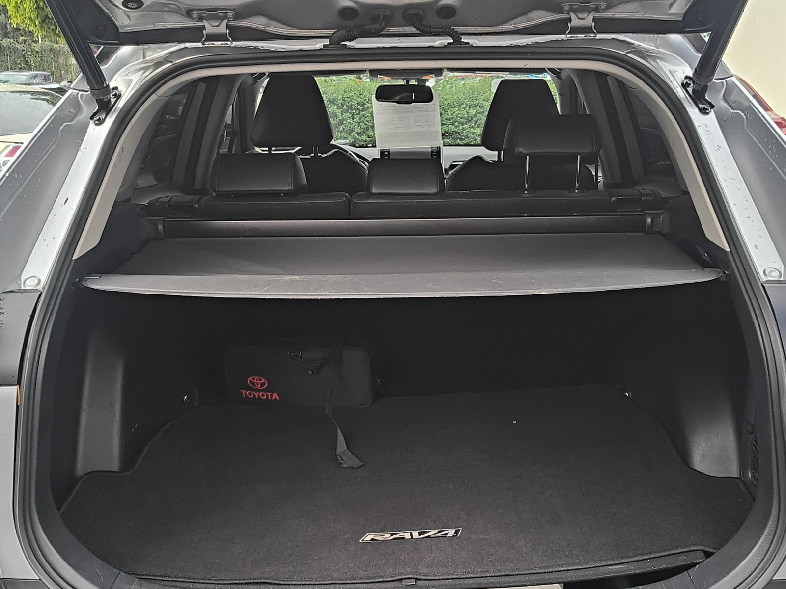 2019 Toyota RAV4 5 PTS LIMITED HIBRIDO L4 TA PIEL GPS QC F LED RA-18