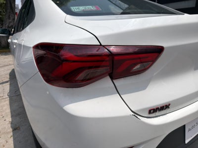 2023 Chevrolet ONIX 4 PTS PREMIER RED LINE 10T TA AAC AUT BA VE F LED QC RA-16