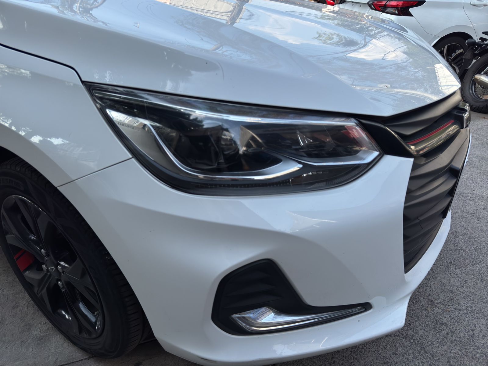 2023 Chevrolet ONIX 4 PTS PREMIER RED LINE 10T TA AAC AUT BA VE F LED QC RA-16