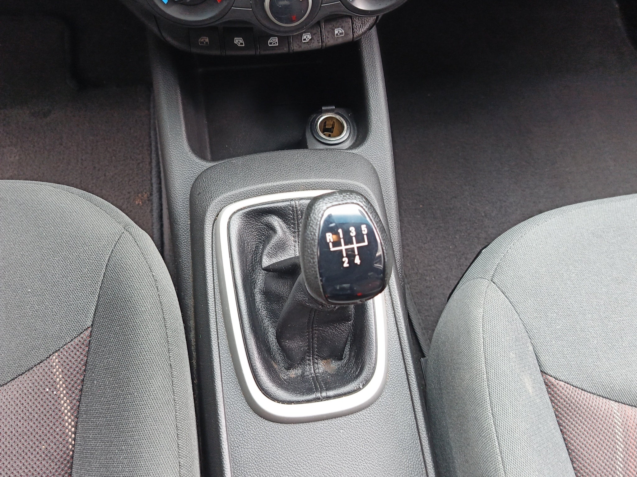 2020 Chevrolet AVEO 4 PTS LS TA AAC R-14