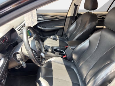 2023 MG MG 5 4 PTS ELEGANCE 15L TA VE PIEL QC RA-16