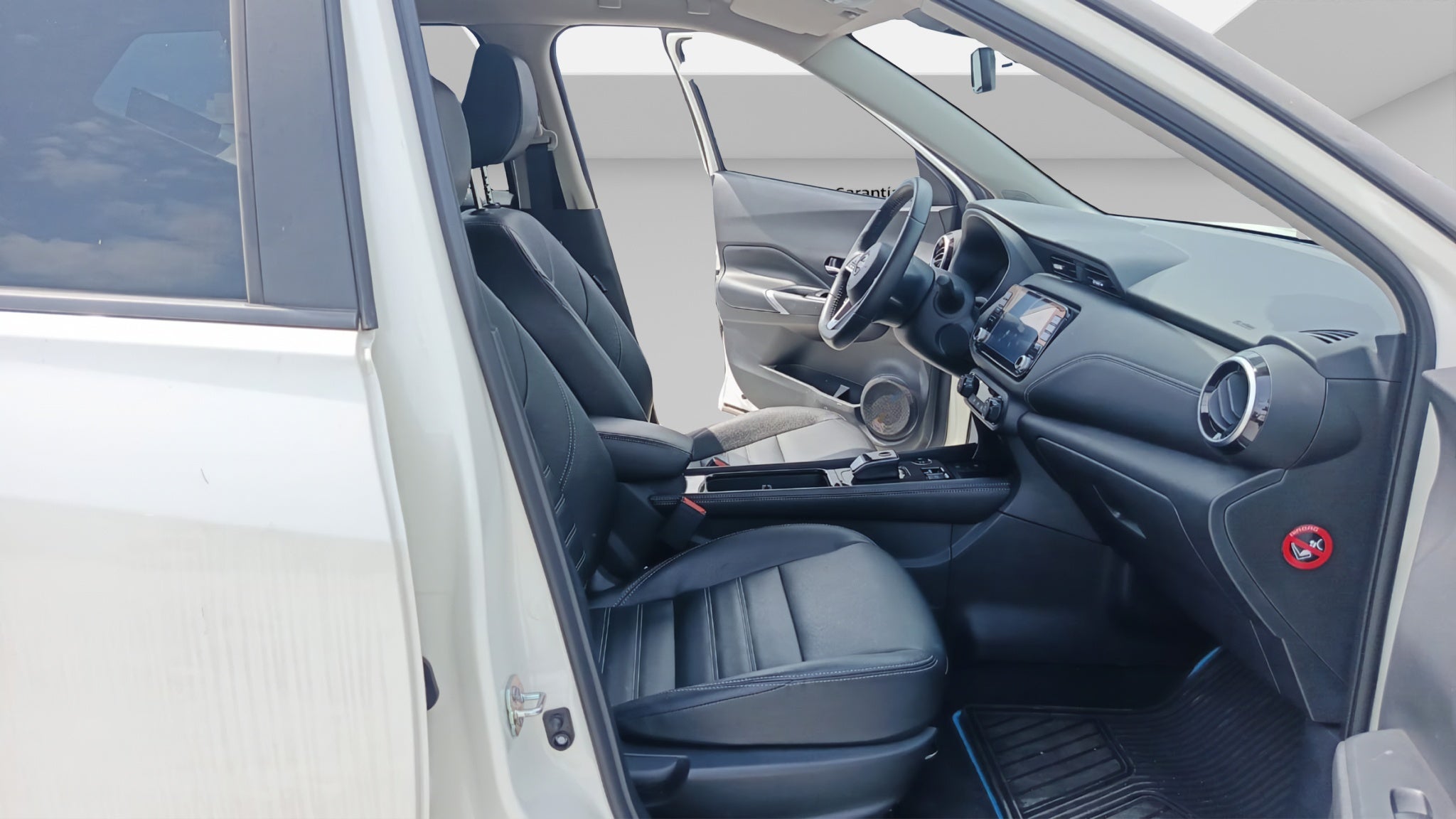 2025 Nissan KICKS 5P PLATINUM E-POWER HEV L31.2 AUT