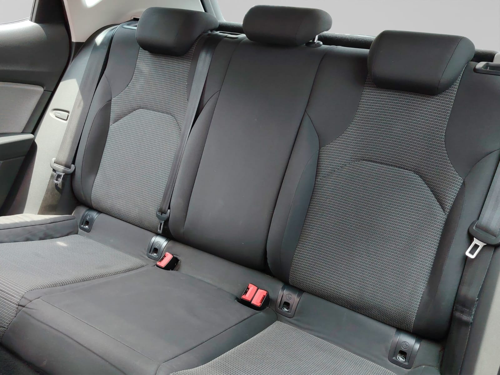 2019 SEAT LEON 5 PTS STYLE 14T 150 HP TA CLIMATRONIC QC RA-17